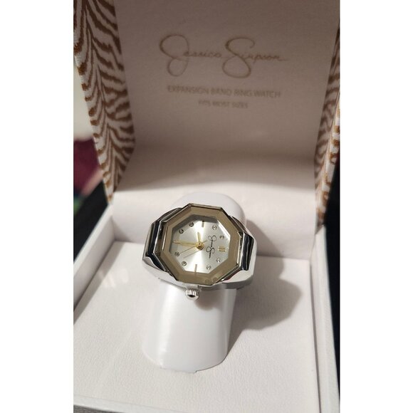 Jessica Simpson silver tone ring watch 22 mm - Picture 3 of 4